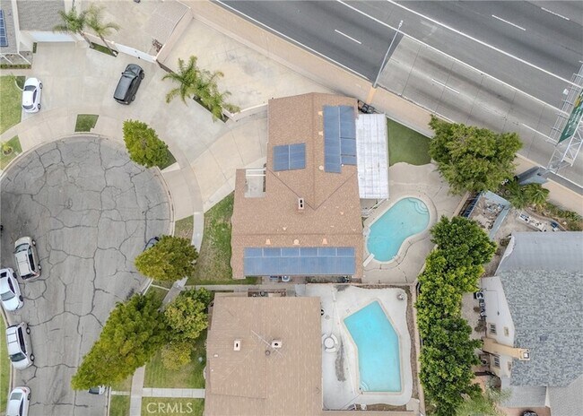 Building Photo - 1208 N Earl Cir