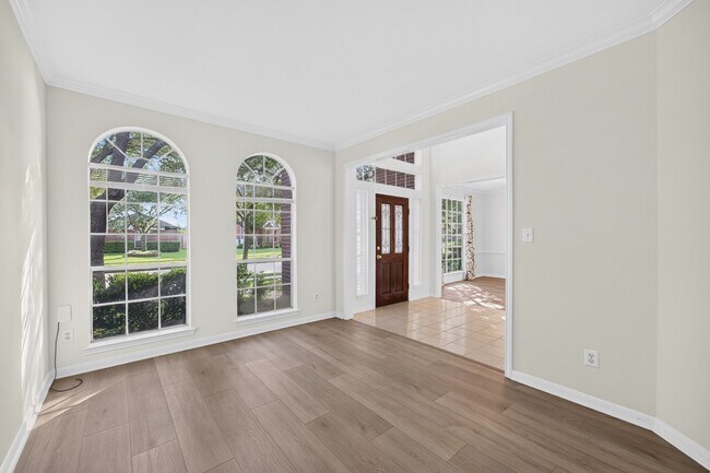 Building Photo - 1727 Emma Cove Ct