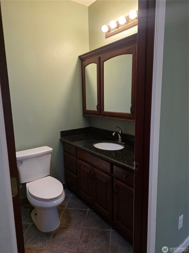 Building Photo - 3 Bed 2 Bath one story home