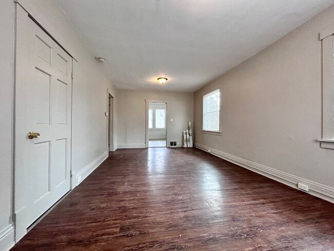 Building Photo - Two Bedroom Home in Muskegon