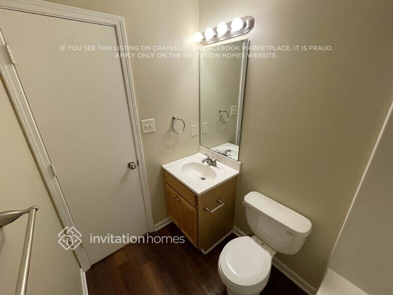 Building Photo - 5882 Culloden Ct