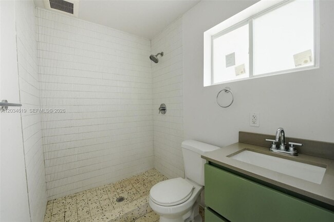 Building Photo - 127 NW 74th St