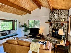 Building Photo - 173 Zermatt Dr