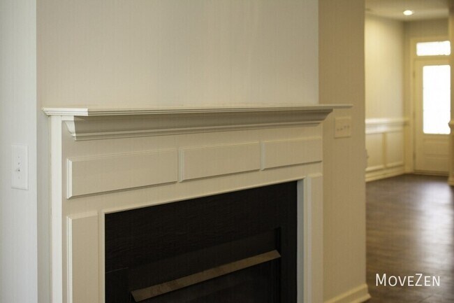 Building Photo - 524 Brunello Dr