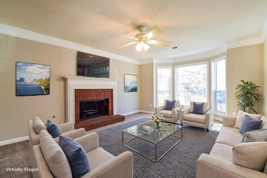 Building Photo - 208 Chesapeake Ln