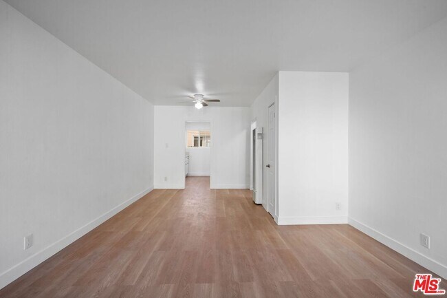 Building Photo - 8150 Sepulveda Pl