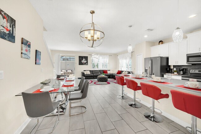 Building Photo - 8992 Stinger Dr