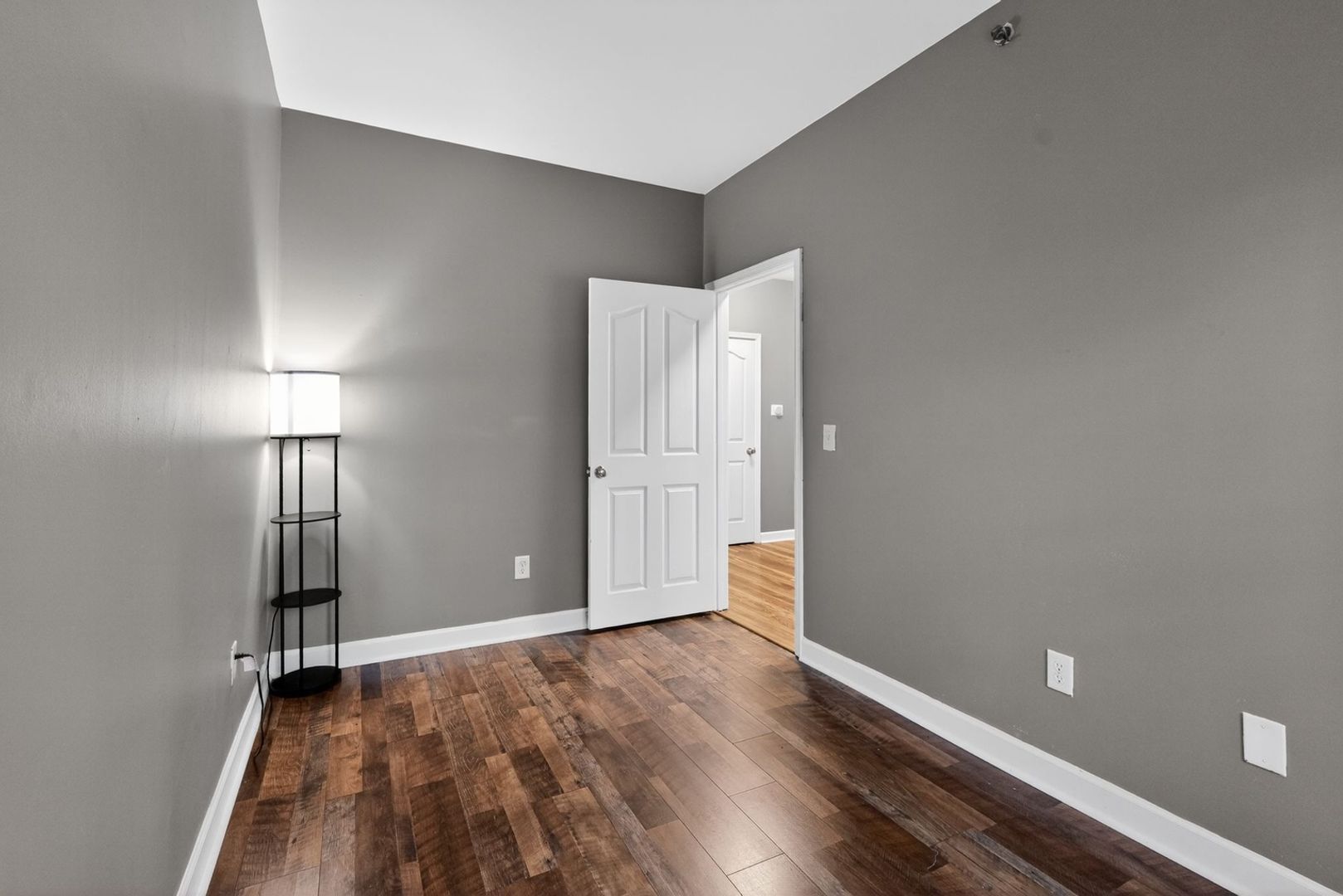 Building Photo - 16324 Redstone Mountain Ln