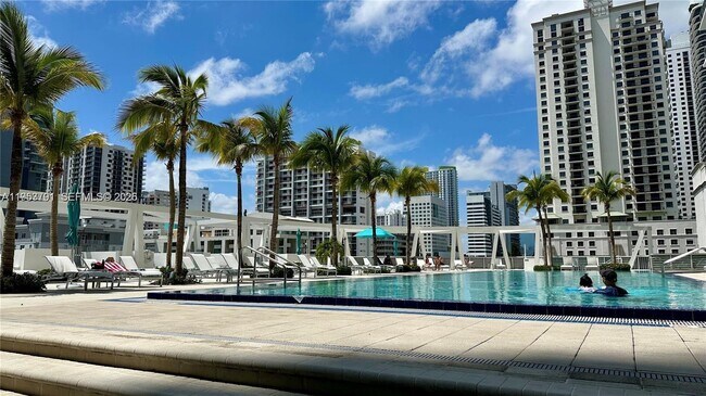 Building Photo - 79 SW 12th St