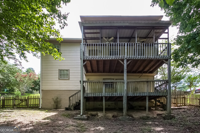 Building Photo - 3765 Cherokee Overlook Dr