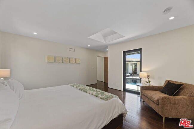 Building Photo - 17438 Revello Dr