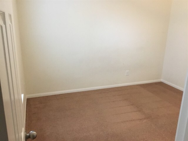 Building Photo - 22371 Queenbury Hills Dr