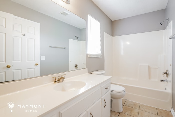 Building Photo - 1913 Gulf Breeze Pl