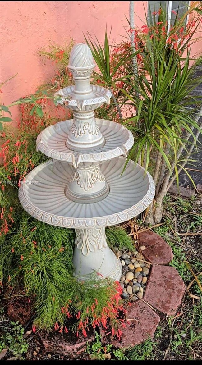 Building Photo - 2430 NW 83rd Way