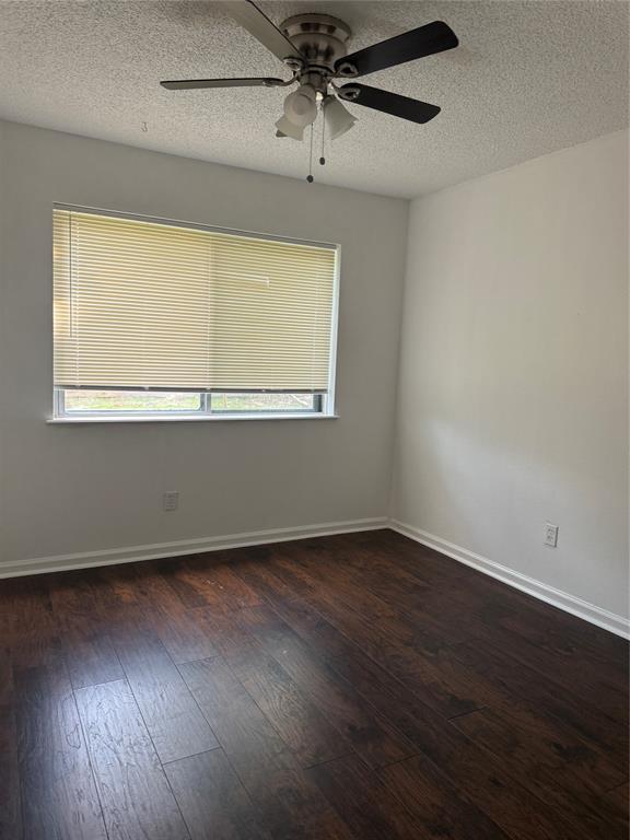 Building Photo - 10706 Sagevale Ln