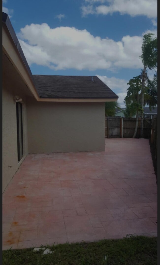 Building Photo - 22761 SW 64th Way