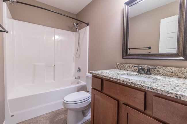 Building Photo - 2705 Iron Gate Dr