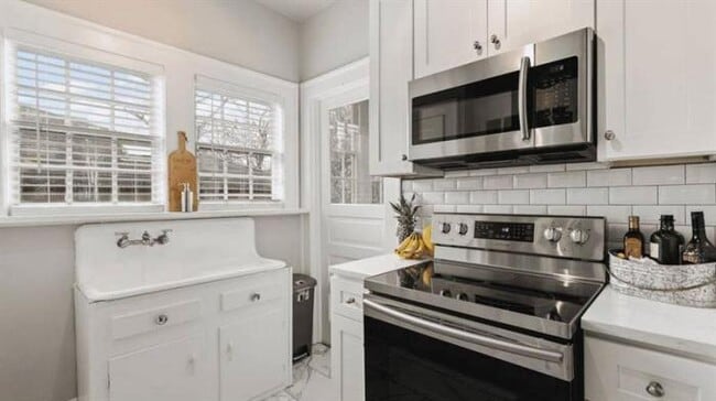 Building Photo - 1 bedroom in Atlanta GA 30307