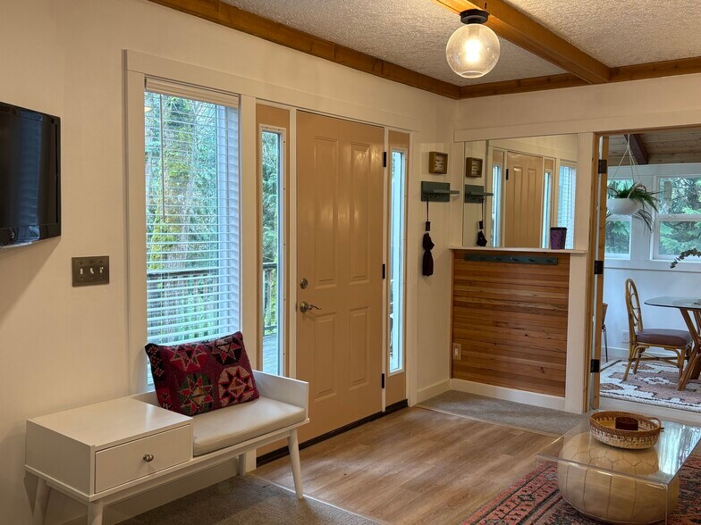 Building Photo - 1910 NW 108th Ave