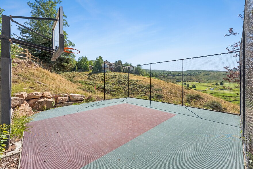 Building Photo - 9246 Par Ct