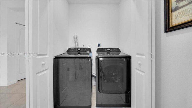 Building Photo - 11851 SW 246 Terrace