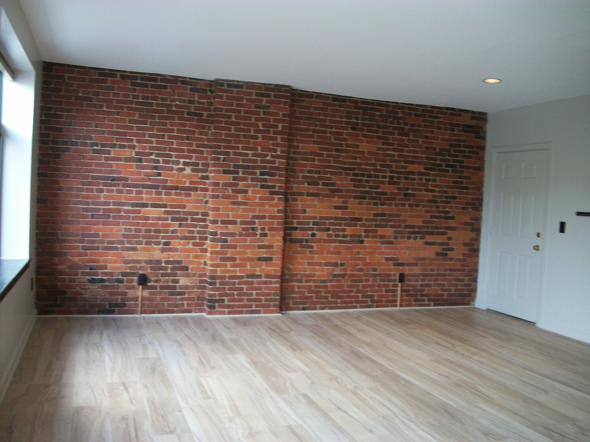 Huge open Living room & Dining room - 315 Rantoul St