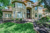 Building Photo - 33202 W Haddon Ct