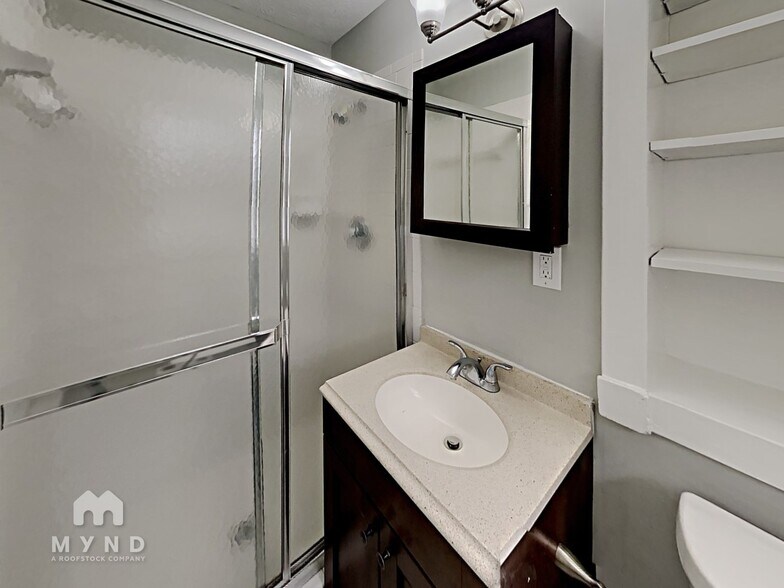 Building Photo - 2550 Stoney Brook Ln
