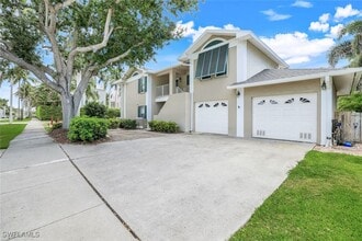 Building Photo - 820 3rd St S