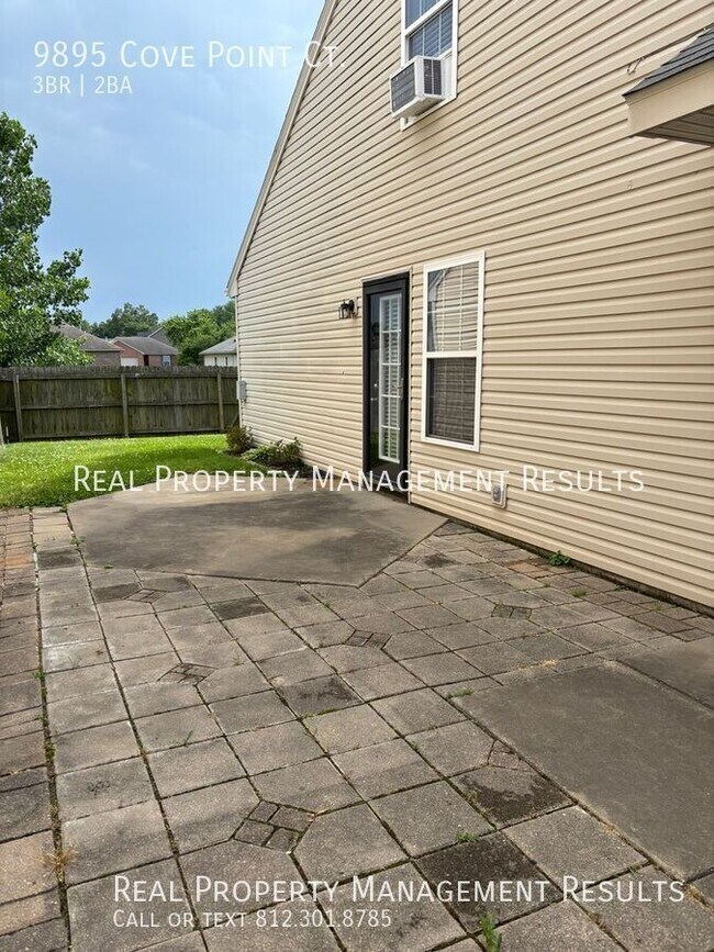Building Photo - 9895 Cove Point Ct