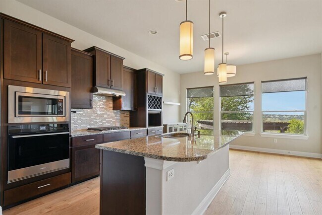 Building Photo - 22316 Verbena Pkwy