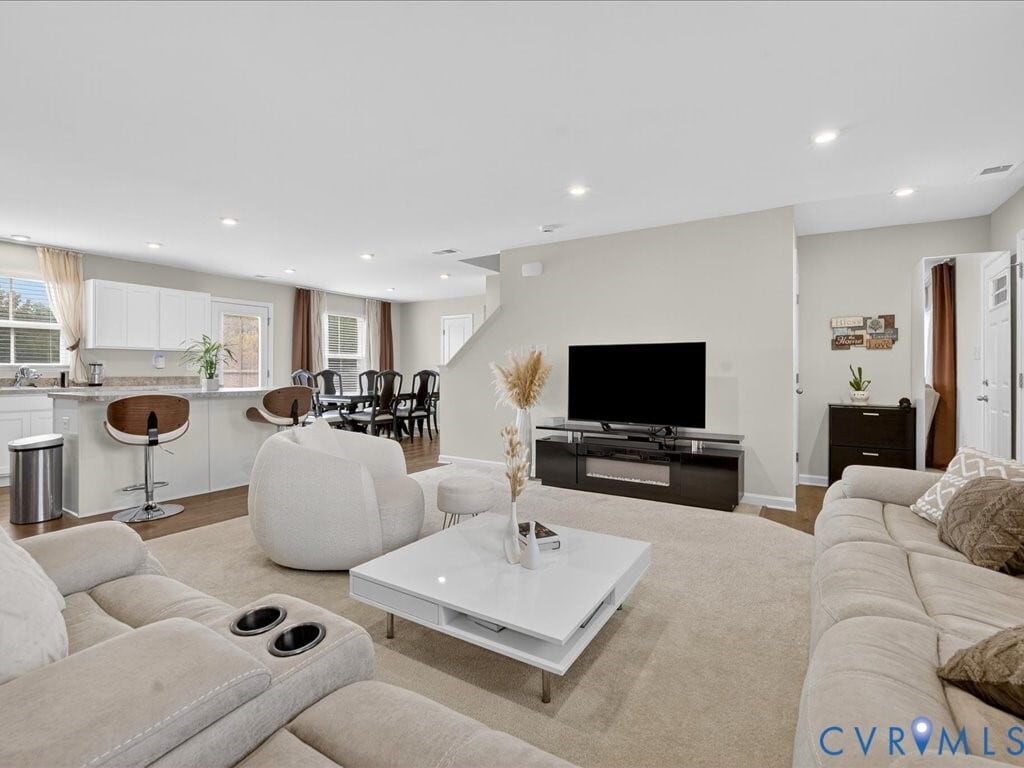 Building Photo - 4905 Gerald Dr