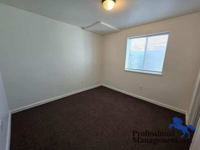 Building Photo - 3 bedroom in Billings MT 59101