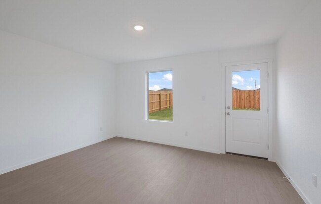 Building Photo - 7422 India Star