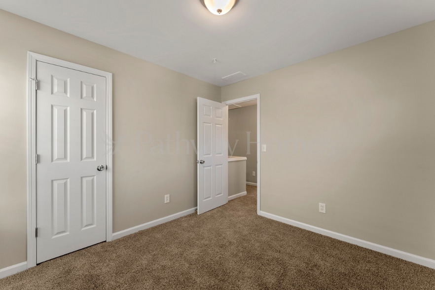 Building Photo - 2059 Appaloosa Way