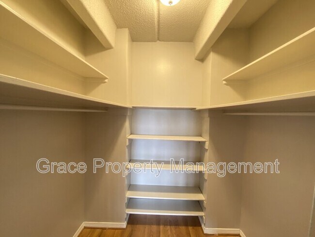 Building Photo - 1441 N Humboldt St