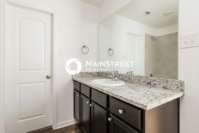 Building Photo - 3 Bedroom Pet-Friendly Home in New Braunfels, TX with Main Street Renewal
