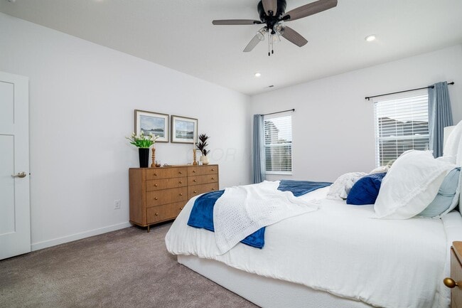 Building Photo - 468 Rochdale Run