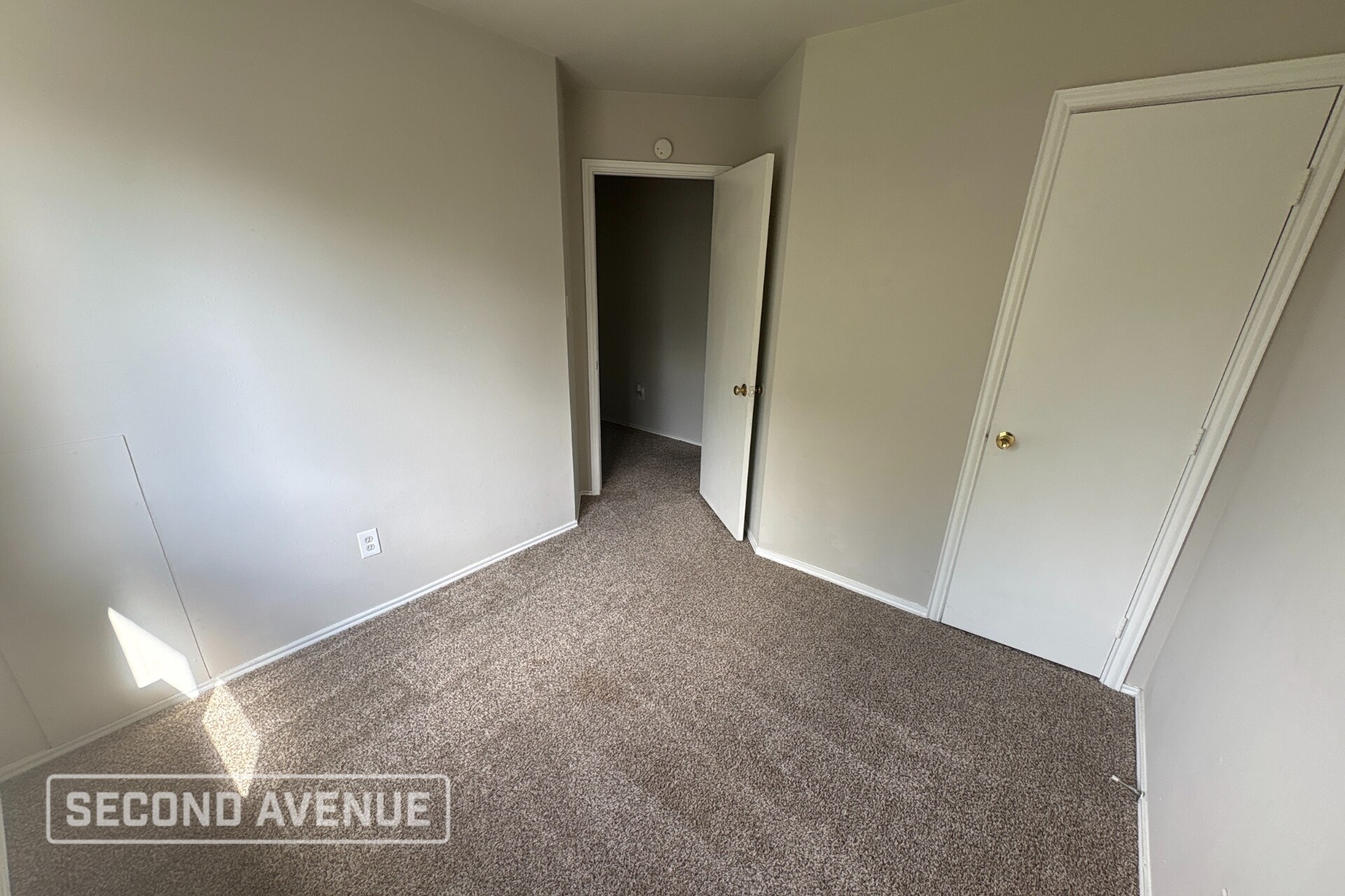 Building Photo - 993 Shelton Ln