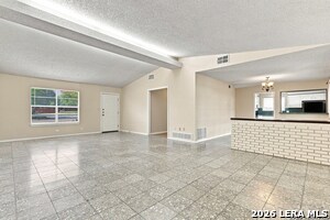 Building Photo - 801 Oblate Dr