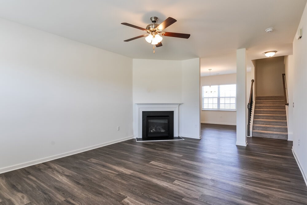 Building Photo - 21 Relict Dr