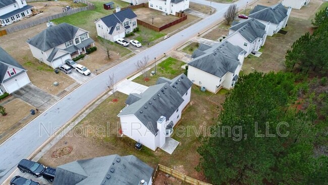 Building Photo - 145 Oak Manor Dr