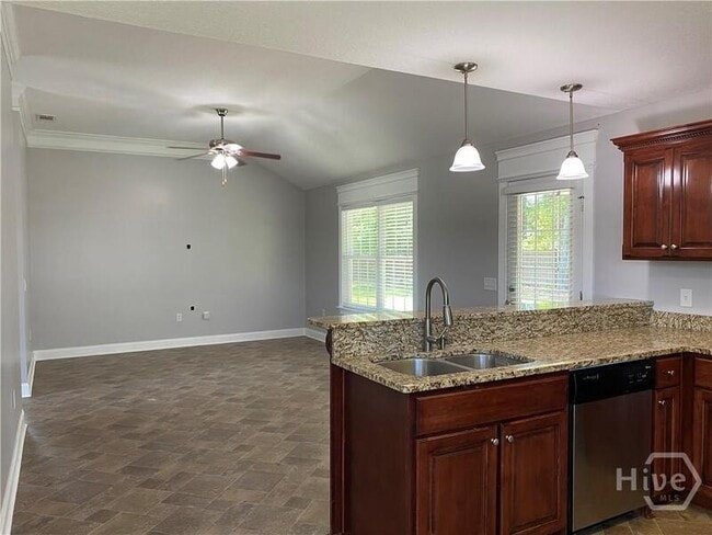 Building Photo - 253 Hendrix St