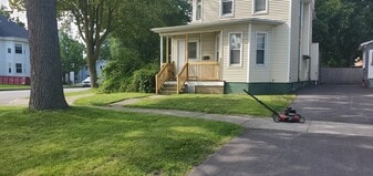 Building Photo - 12 Jones Ave