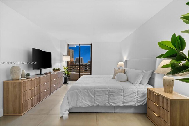 Building Photo - 3300 NE 191st St