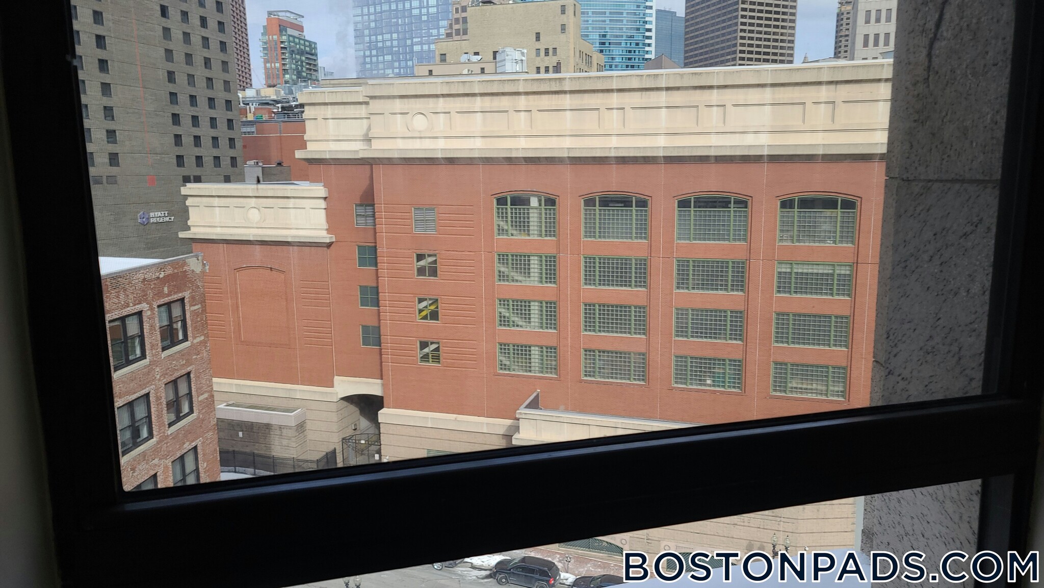 Building Photo - 81 Essex St