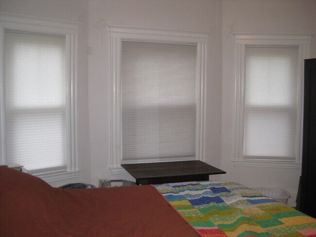 Building Photo - 45 Wellesley Park