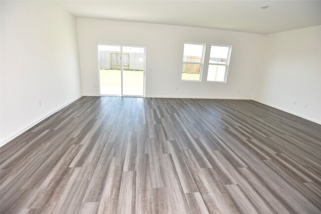 Building Photo - 21650 Cottage Ln