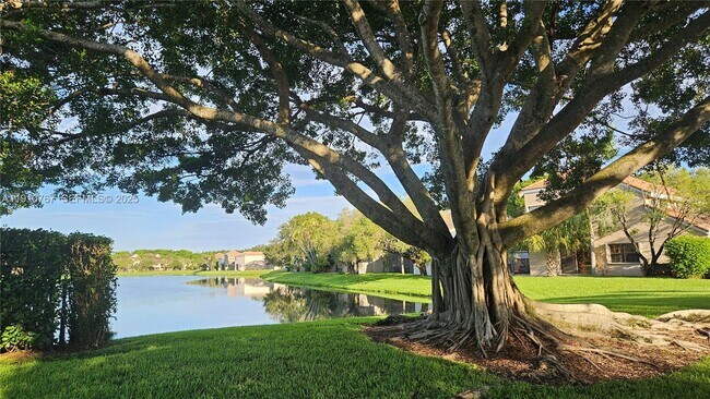 Building Photo - 1256 NW 110th Ave