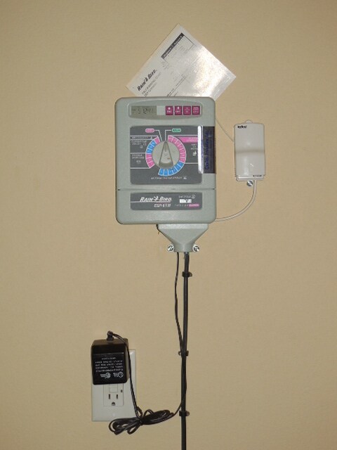 Building Photo - Two Living Areas!!! Spacious Three Bedroom Home in the Woodcreek Addition... Minutes from Campus,...